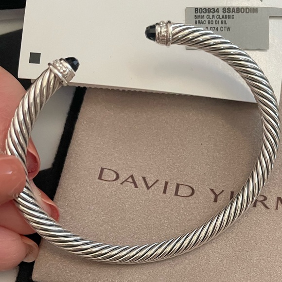 ❌SOLD❌. David Yurman
Cable Classics Bracelet with Onyx & Diamonds/5mm - Picture 5 of 10
